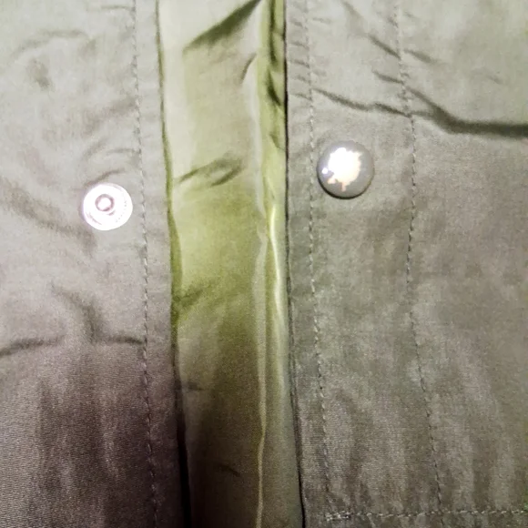 Old Navy Olive Light Jacket with Charcoal Details - Picture 4 of 4